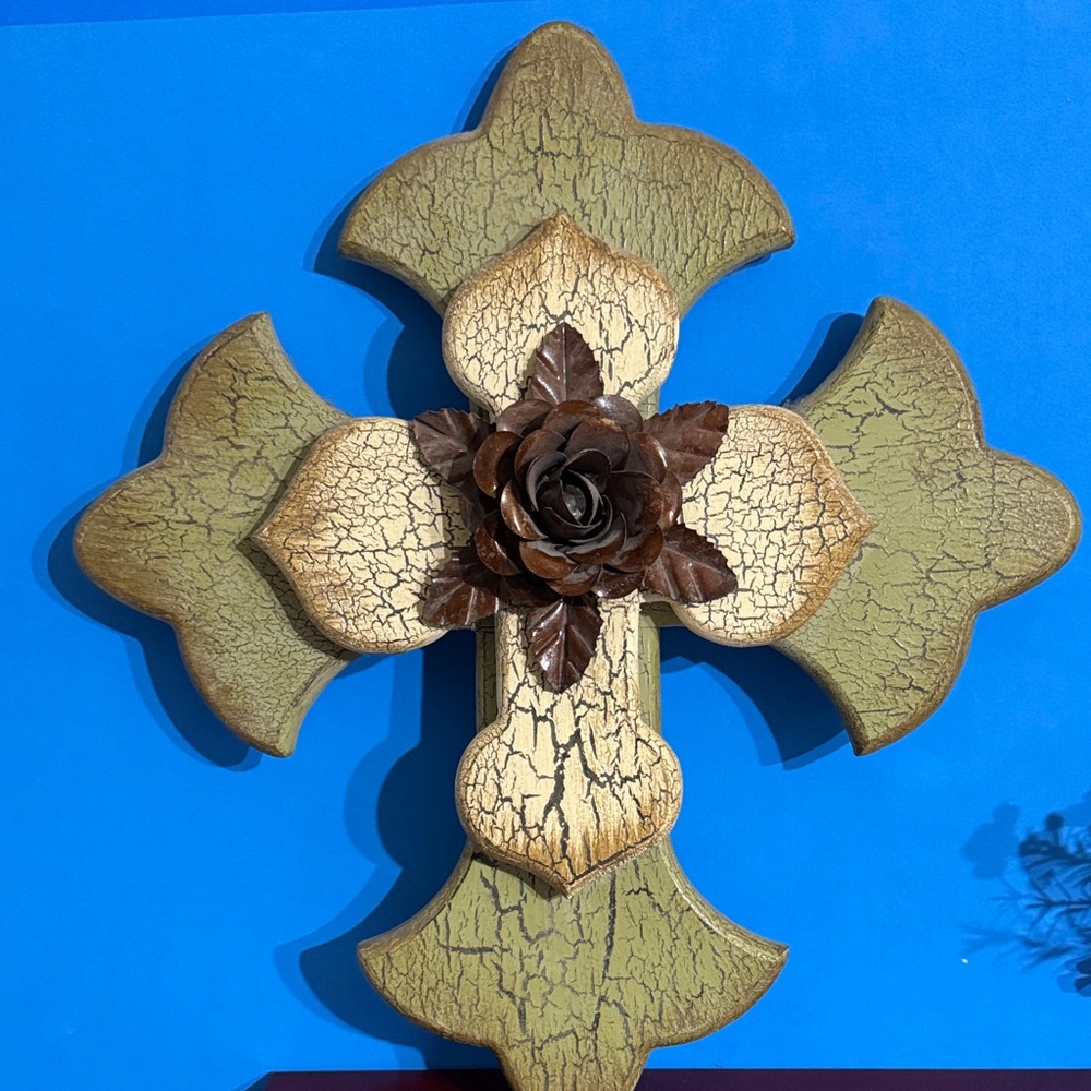 Rustic Green and Brown Wall Cross Decor - Picture 2 of 10